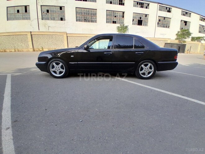 Mercedes E 240 1998, 308,211 km - 2.4 l - Bakı
