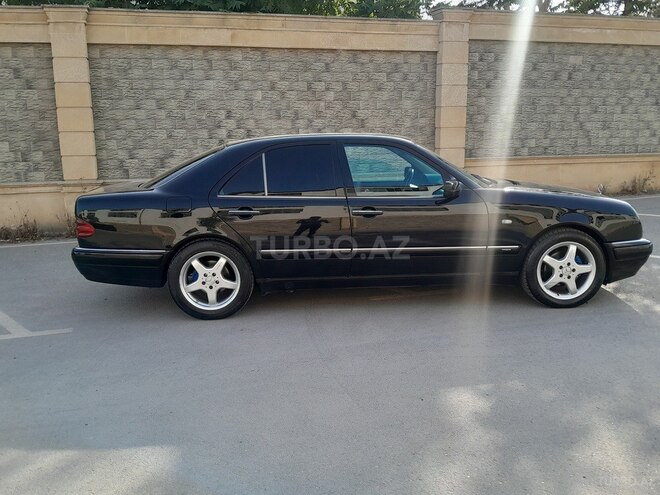 Mercedes E 240 1998, 308,211 km - 2.4 l - Bakı