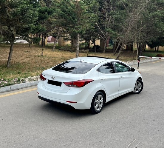 Hyundai Elantra 2015, 71,812 km - 1.8 l - Bakı