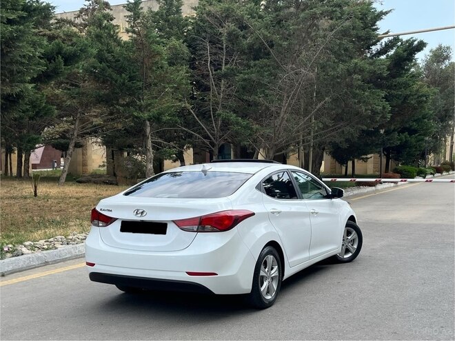 Hyundai Elantra 2015, 71,812 km - 1.8 l - Bakı