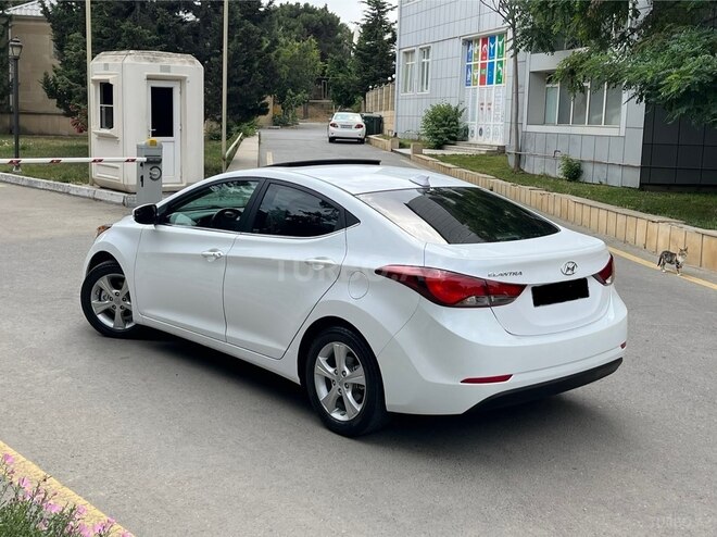 Hyundai Elantra 2015, 71,812 km - 1.8 l - Bakı
