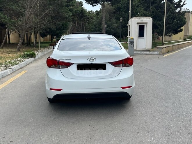 Hyundai Elantra 2015, 71,812 km - 1.8 l - Bakı