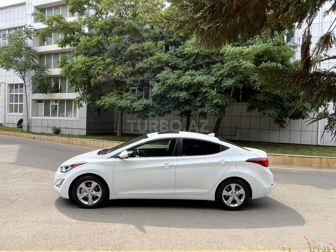 Hyundai Elantra 2015, 71,812 km - 1.8 l - Bakı