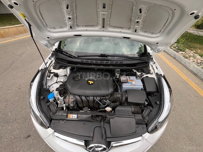 Hyundai Elantra 2015, 71,812 km - 1.8 l - Bakı