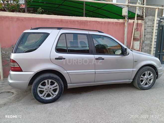 Mercedes ML 270 4MATIC 2000, 388,744 km - 2.7 l - Bakı