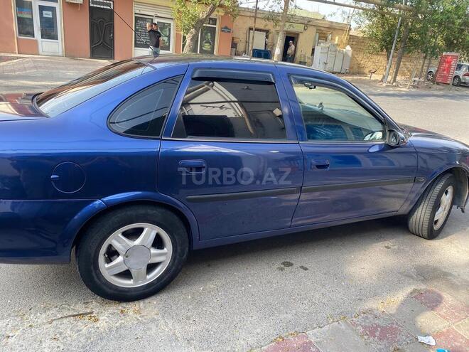 Opel Vectra 1996, 300,000 km - 2.0 l - Bakı