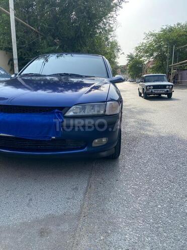 Opel Vectra 1996, 300,000 km - 2.0 l - Bakı