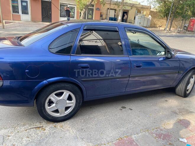 Opel Vectra 1996, 300,000 km - 2.0 l - Bakı