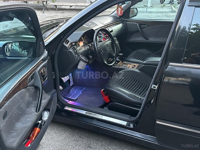 Mercedes E 320 2000, 420,000 km - 3.2 l - Bakı