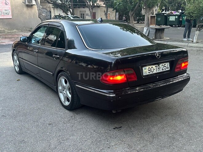 Mercedes E 320 2000, 420,000 km - 3.2 l - Bakı