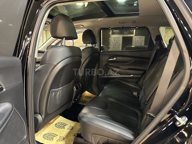 Hyundai Santa Fe-12