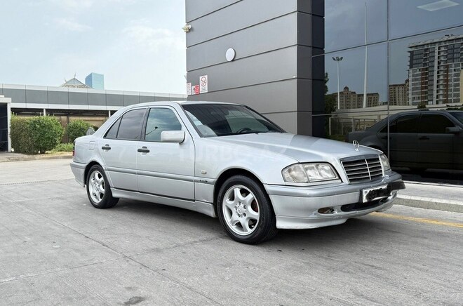 Mercedes C 220 d 1999, 556,977 km - 2.2 л - Bakı