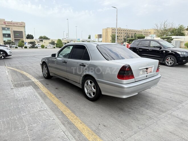 Mercedes C 220 d 1999, 556,977 km - 2.2 л - Bakı