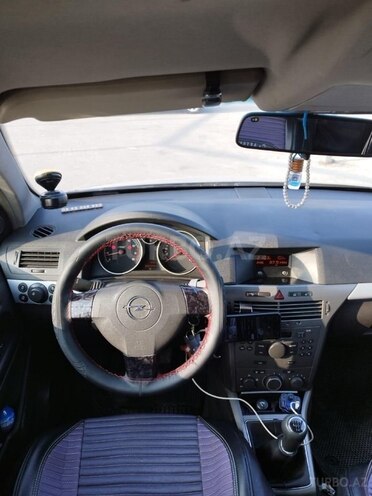 Opel Astra 2004, 350,000 km - 1.4 л - Bakı