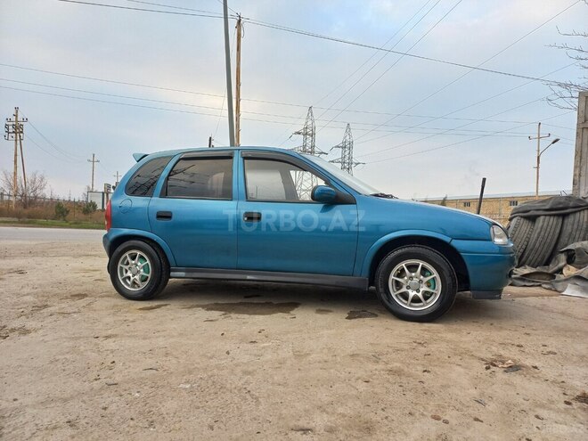 Opel Corsa 1994, 444,000 km - 1.4 l - Sumqayıt