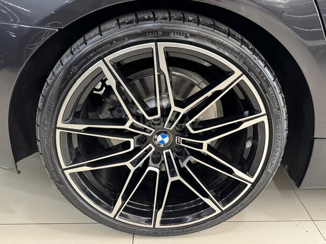 BMW 528-2