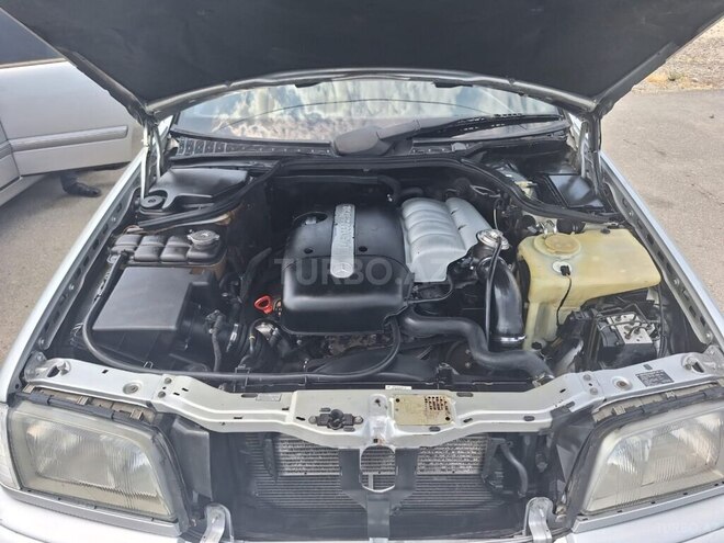 Mercedes C 220 d-8