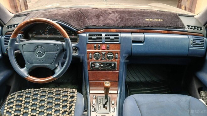 Mercedes E 230 1997, 278,652 km - 2.3 l - Ağstafa