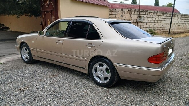 Mercedes E 230 1997, 278,652 km - 2.3 l - Ağstafa
