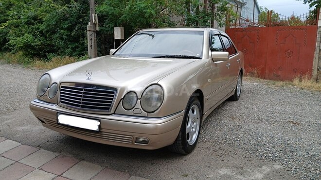 Mercedes E 230 1997, 278,652 km - 2.3 l - Ağstafa