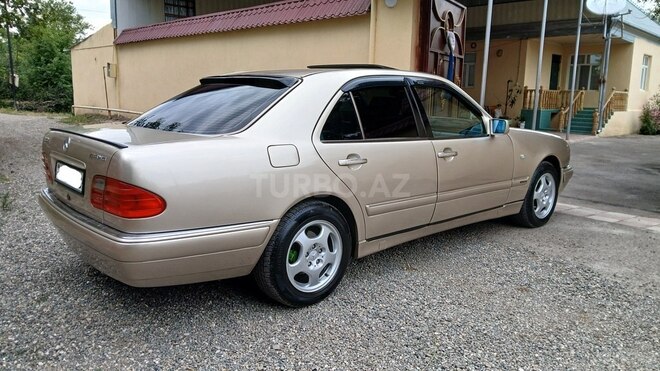 Mercedes E 230 1997, 278,652 km - 2.3 l - Ağstafa