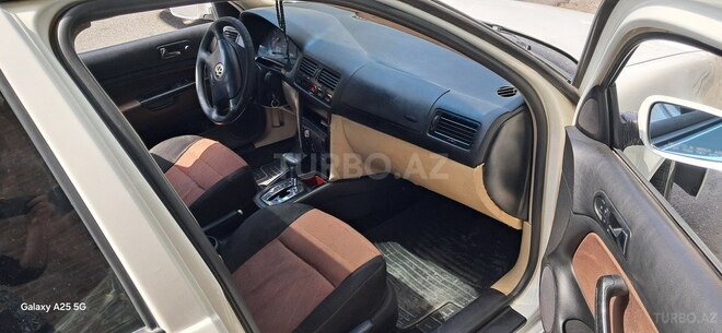 Volkswagen Jetta 2001, 100,000 km - 1.8 l - Bakı