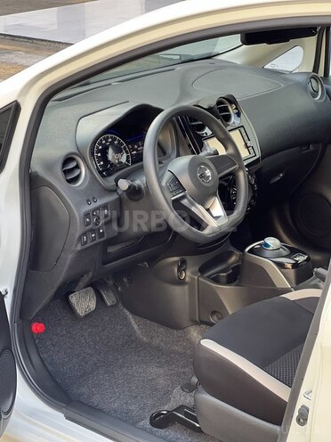 Nissan Note-9