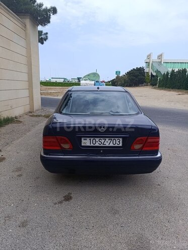 Mercedes E 280 1999, 489,605 km - 2.8 л - Bakı