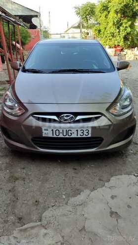 Hyundai Accent 2013, 127,000 km - 1.6 l - Horadiz