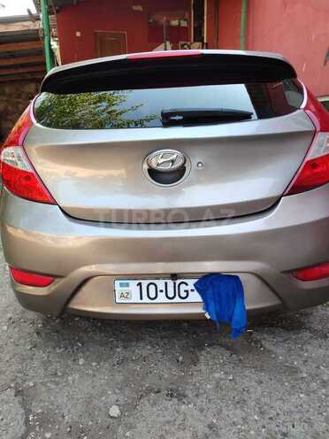 Hyundai Accent 2013, 127,000 km - 1.6 l - Horadiz