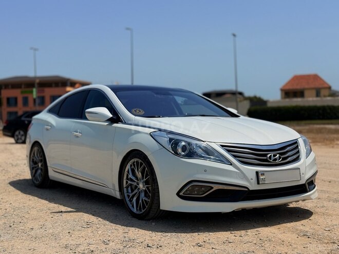 Hyundai Grandeur 2015, 250,425 km - 2.2 л - Bakı