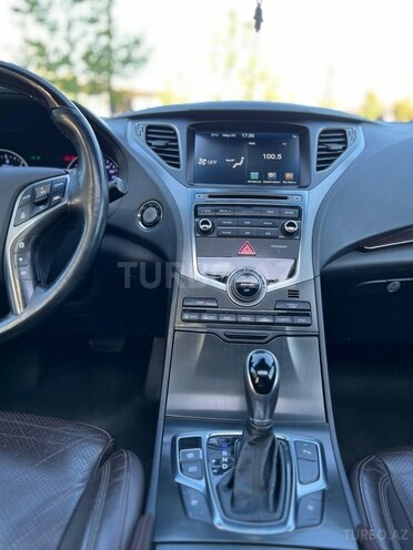 Hyundai Grandeur 2015, 250,425 km - 2.2 л - Bakı