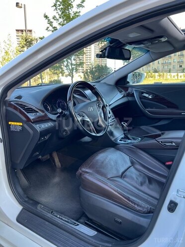 Hyundai Grandeur 2015, 250,425 km - 2.2 л - Bakı