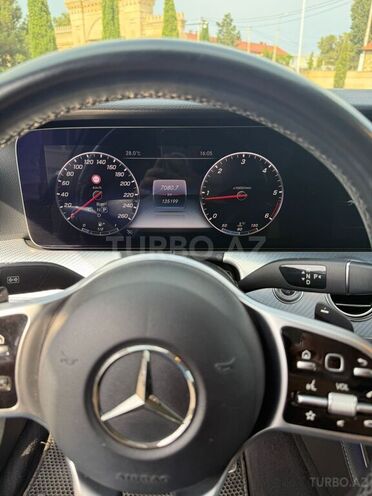 Mercedes E 200 d 2019, 135,200 km - 2.0 л - Bakı