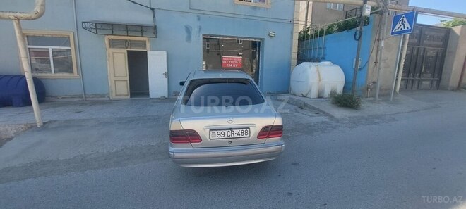 Mercedes E 220 d 1999, 400,000 km - 2.2 l - Bakı
