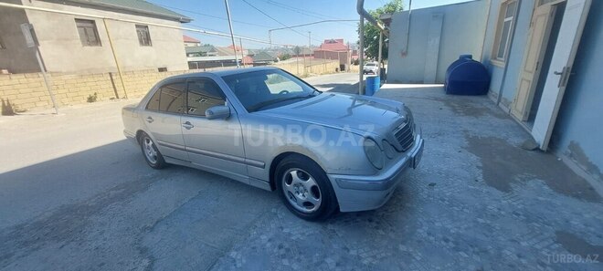 Mercedes E 220 d 1999, 400,000 km - 2.2 l - Bakı