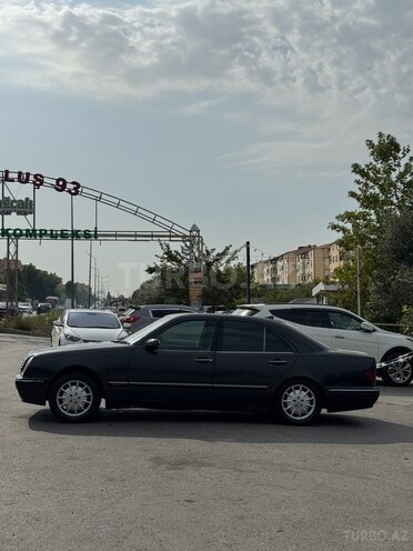 Mercedes E 220 d 2000, 617,000 km - 2.2 l - Bakı