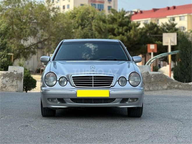 Mercedes E 270 2000, 250,000 km - 2.7 l - Bakı