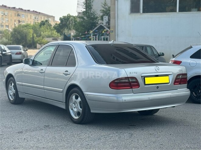 Mercedes E 270 2000, 250,000 km - 2.7 l - Bakı