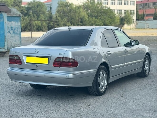 Mercedes E 270 2000, 250,000 km - 2.7 l - Bakı