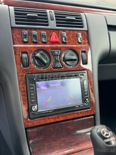 Mercedes E 270 2000, 250,000 km - 2.7 l - Bakı