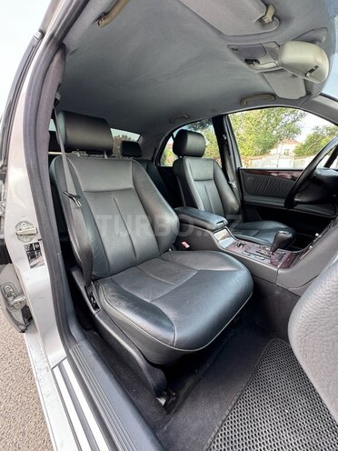 Mercedes E 270 2000, 250,000 km - 2.7 l - Bakı