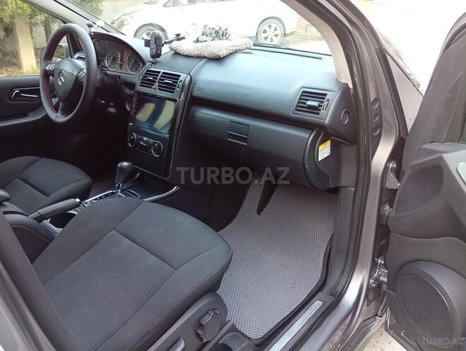 Mercedes A 170 2010, 192,557 km - 1.7 l - Bakı