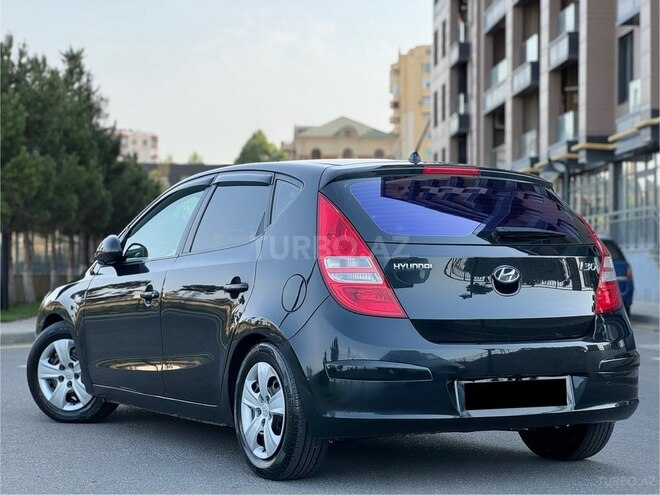Hyundai i30 2009, 181,000 km - 1.6 л - Bakı