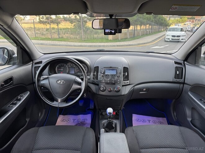 Hyundai i30 2009, 181,000 km - 1.6 л - Bakı