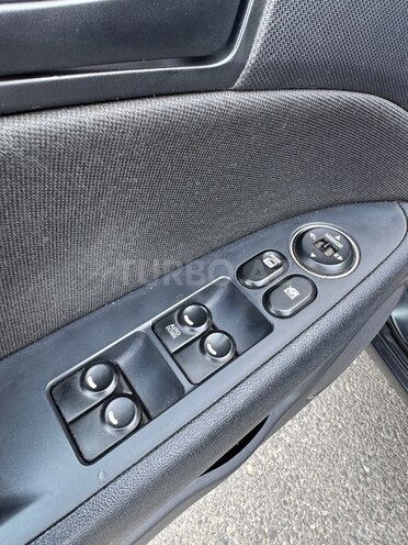 Hyundai i30 2009, 181,000 km - 1.6 л - Bakı