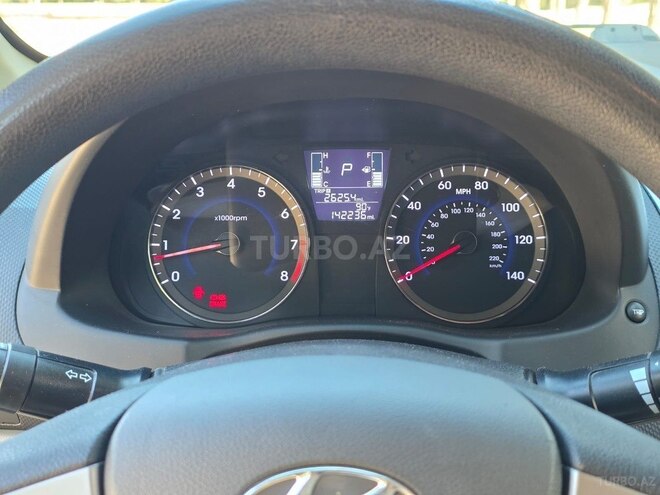 Hyundai Accent 2015, 228,977 km - 1.6 l - Bakı
