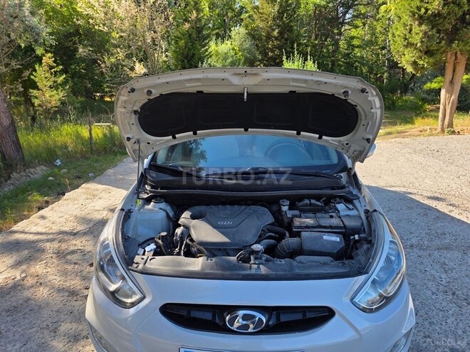 Hyundai Accent 2015, 228,977 km - 1.6 l - Bakı