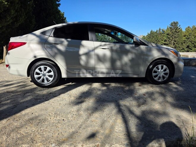 Hyundai Accent 2015, 228,977 km - 1.6 l - Bakı