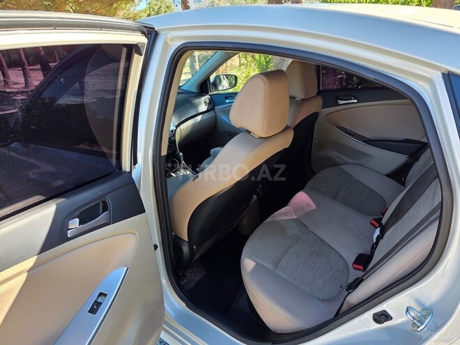 Hyundai Accent 2015, 228,977 km - 1.6 l - Bakı